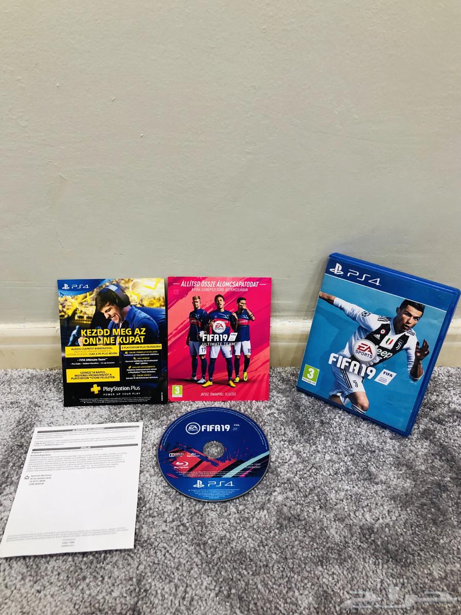 Sony 4 with all its complete accessories64441253560577110