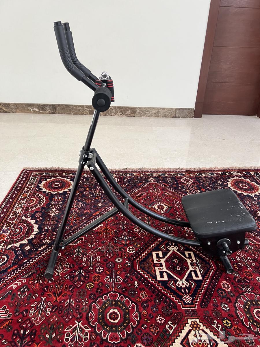 Two exercise machines64437193991811111