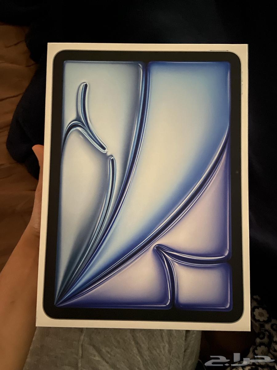 للبيع مستعجل ايباد Air M2 لون ازرق 128 جيجا64439705796737110