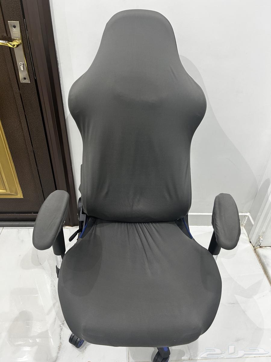 كرسي قيمنق مع تلبيسه64433606528385111