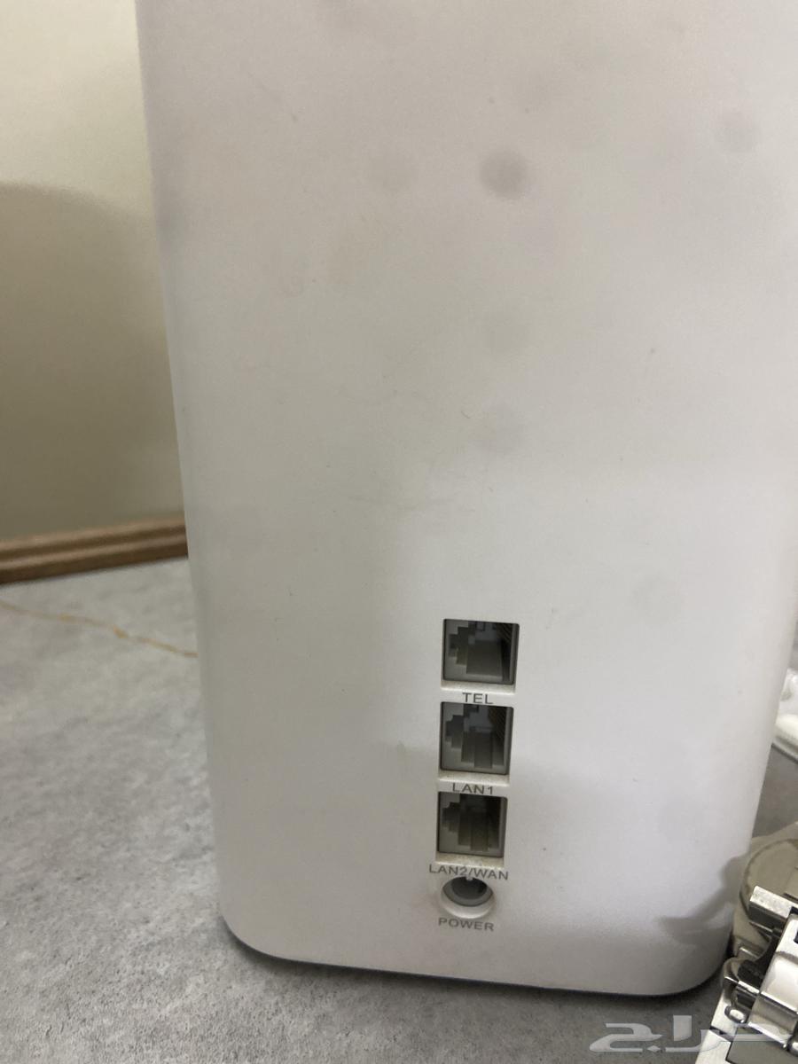 Almost new Zain router supporting 5G and 4G64442090154371113