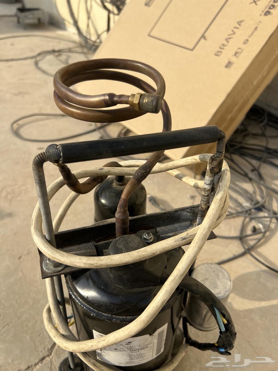 للبيع كمبريسور مكيف طن ونص 18وحده فريون 22 واكسسوارات مضخة64434986233730111