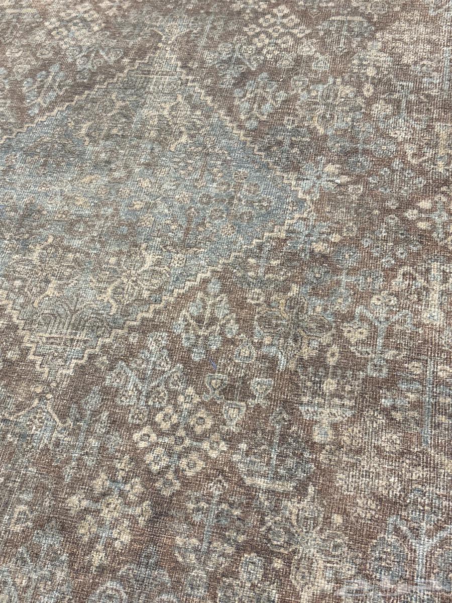 Clean used carpet, size 160-22064440955088129111