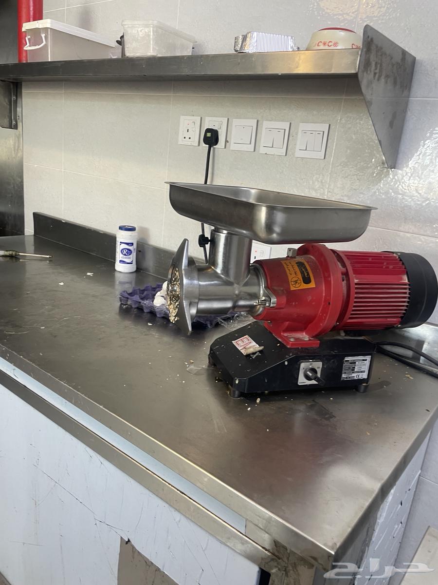 معدات بوفيه للبيع بحاله ممتازه64435849592066110