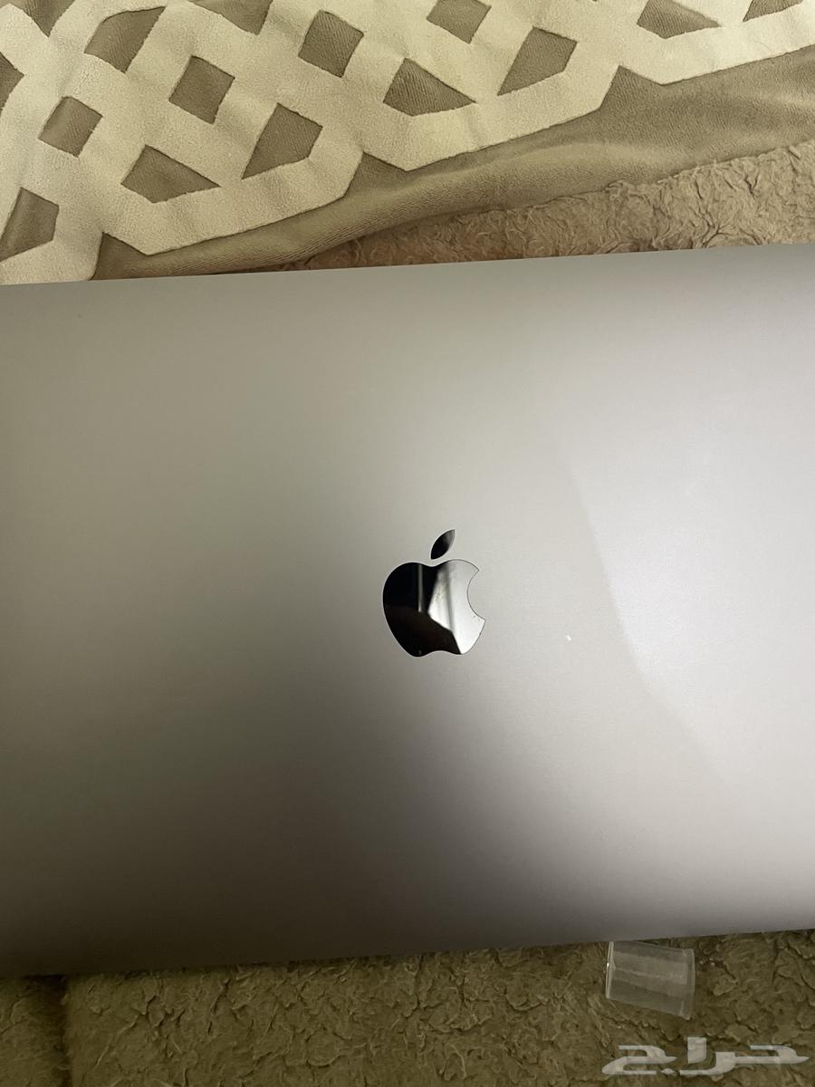 ماك بوك64437948424962111