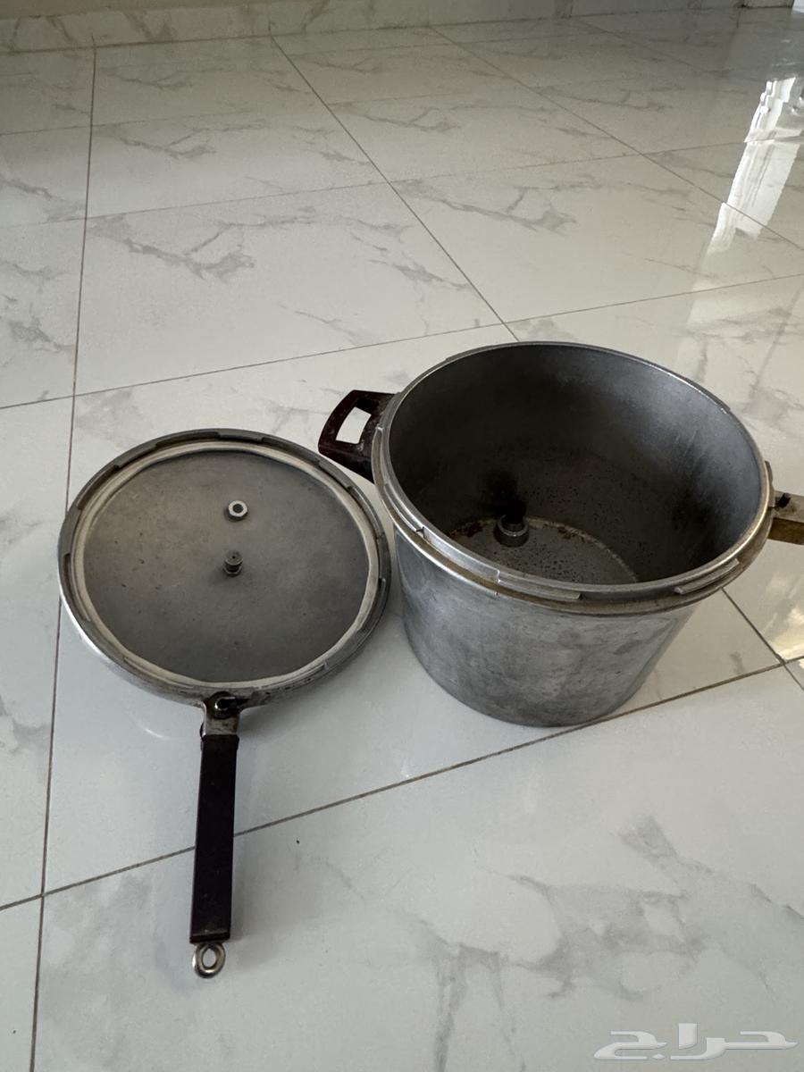 Urgently selling turbo pot, offers allowed64435849689729111