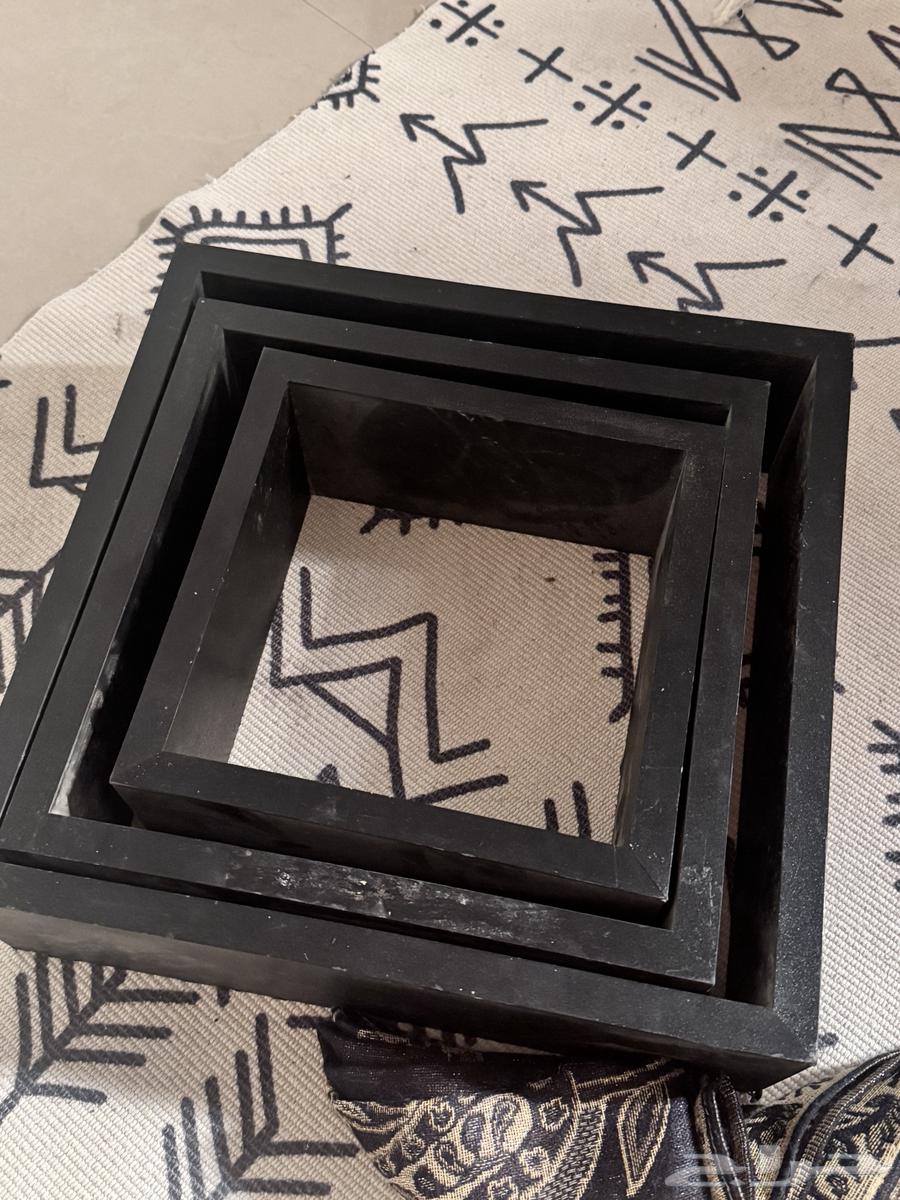 ثلاث ارفف سوداء64437247910531110