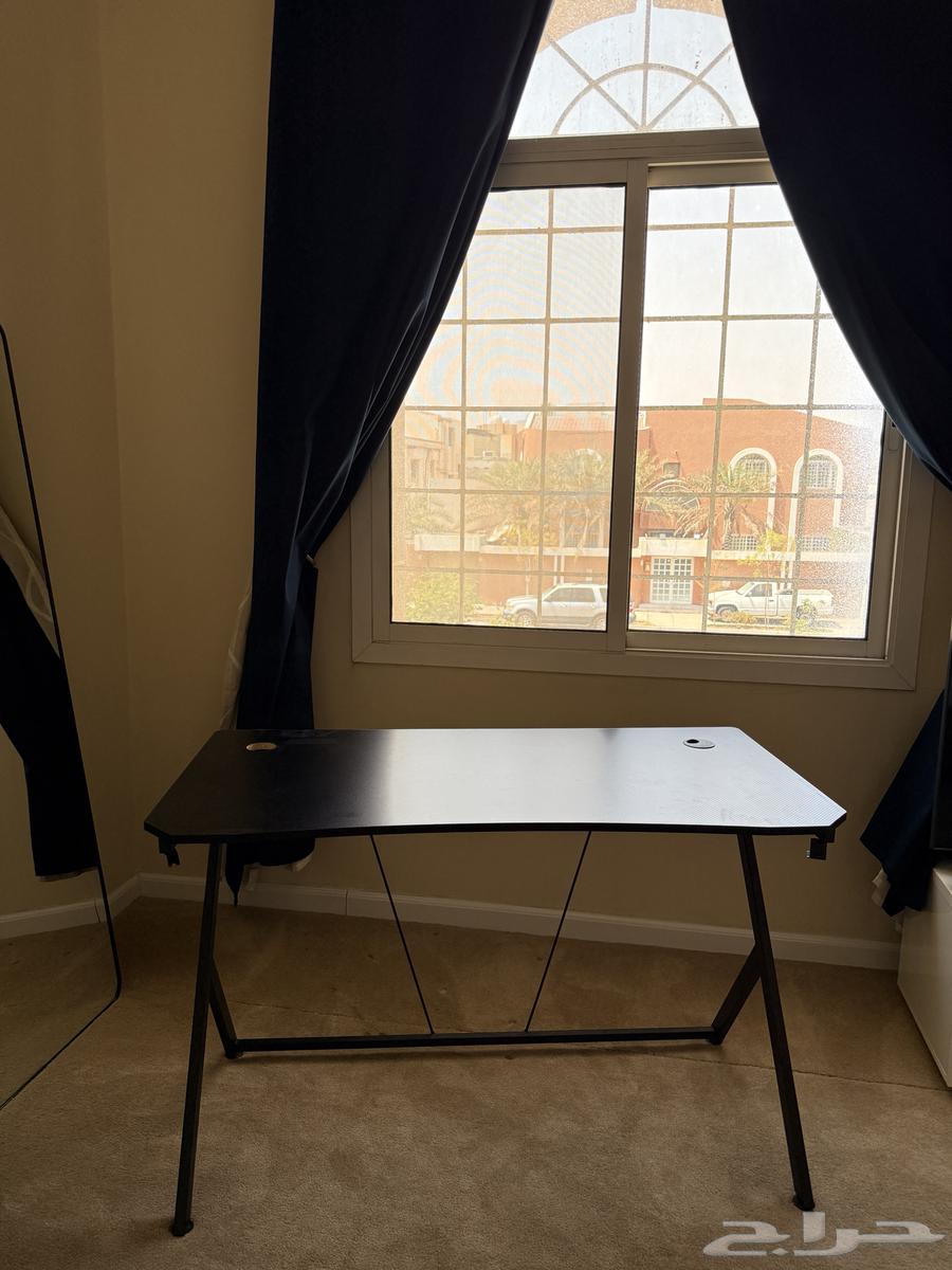 طاولة قيمنق64437139785217110