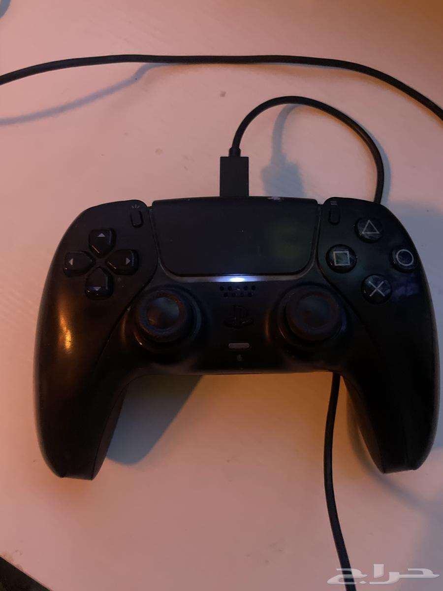 Sony PS5 controller for 40 SAR, gaming chair for 90 SAR64437921729027110
