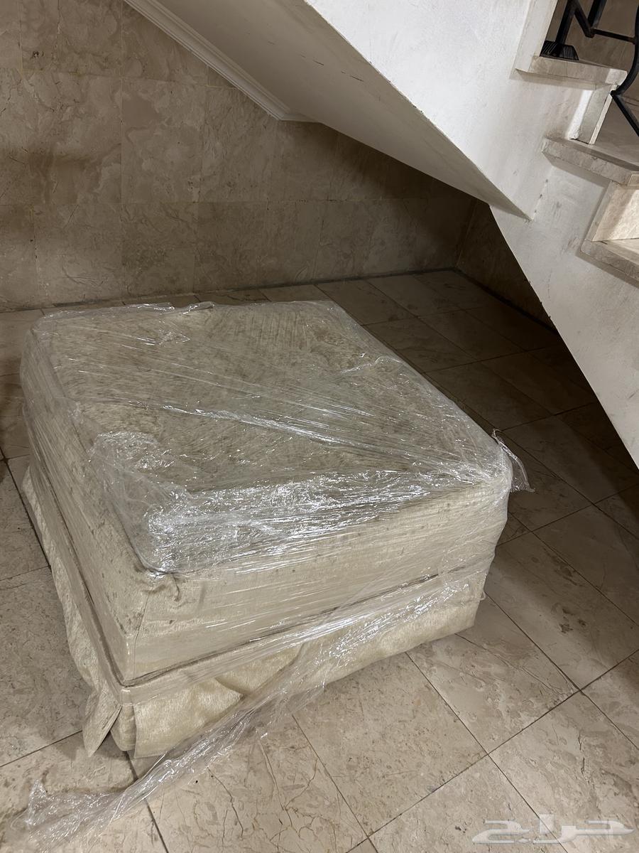 بحالة جيدة سبب بيع لا يوجد مكان64440519579650111