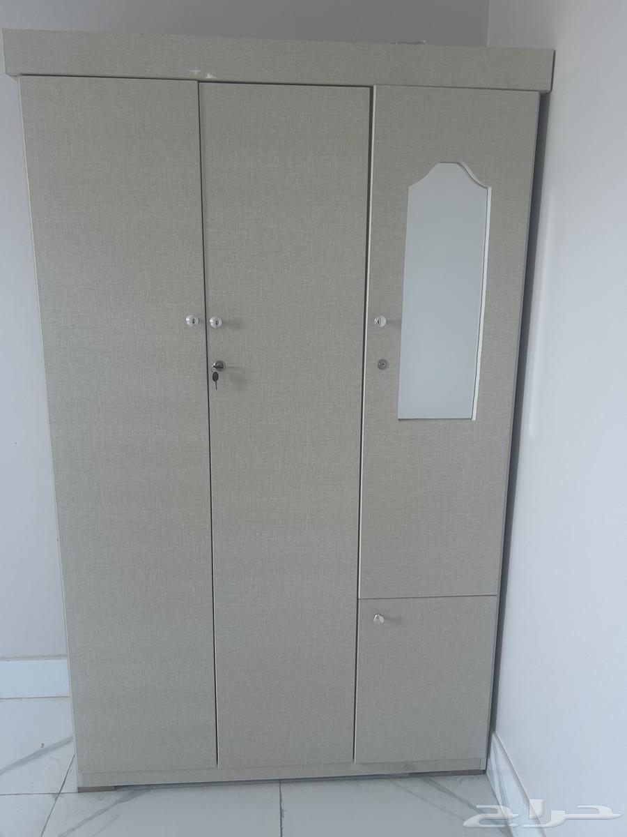 دواليب و سرير للبيع64435849680643110