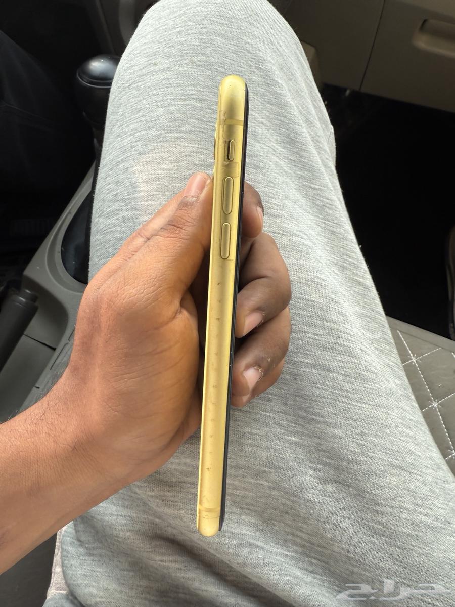 جوال ايفون 11 مستعمل للبيع64439431005697112