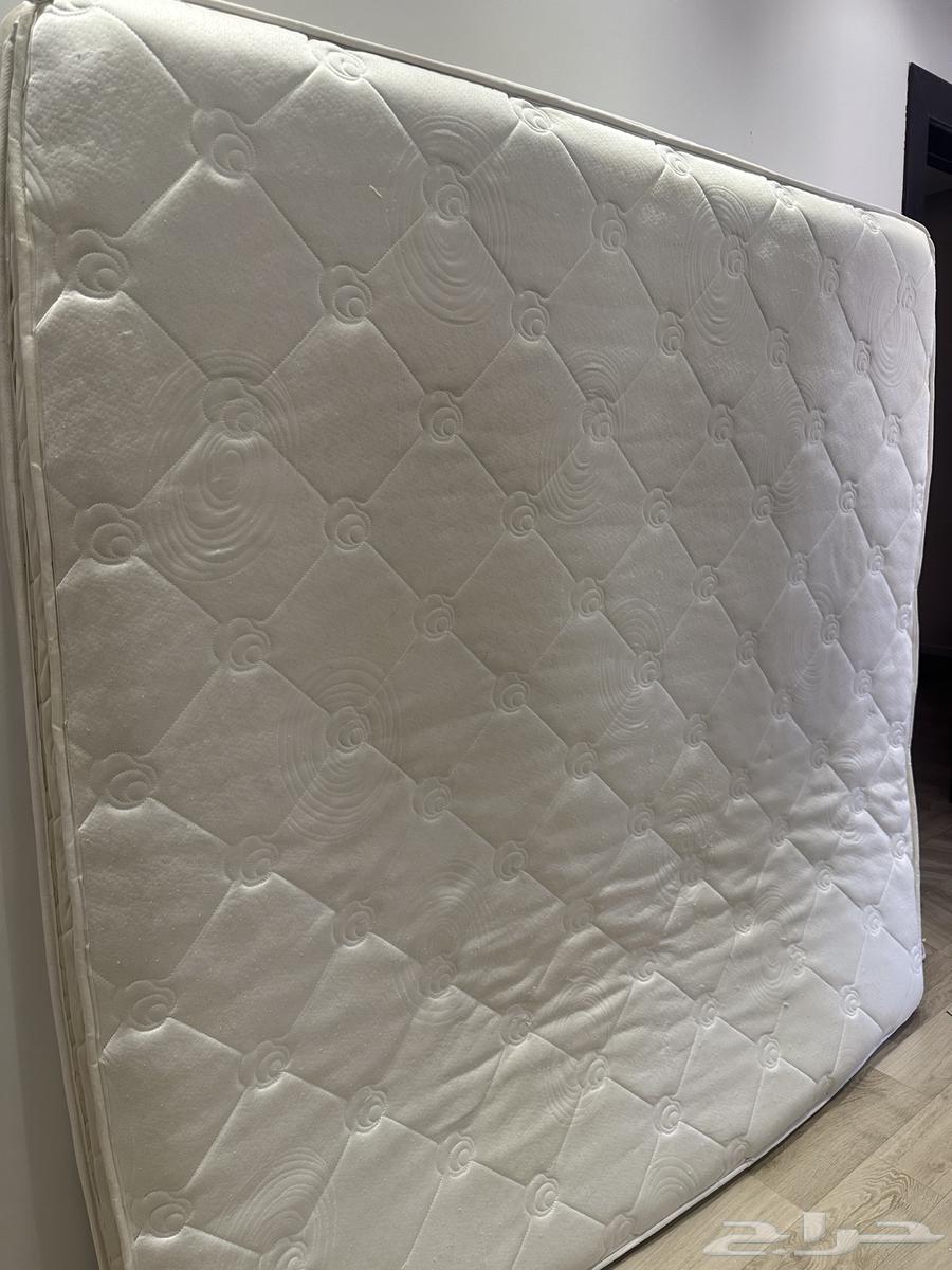 Clean mattress64436708817026111