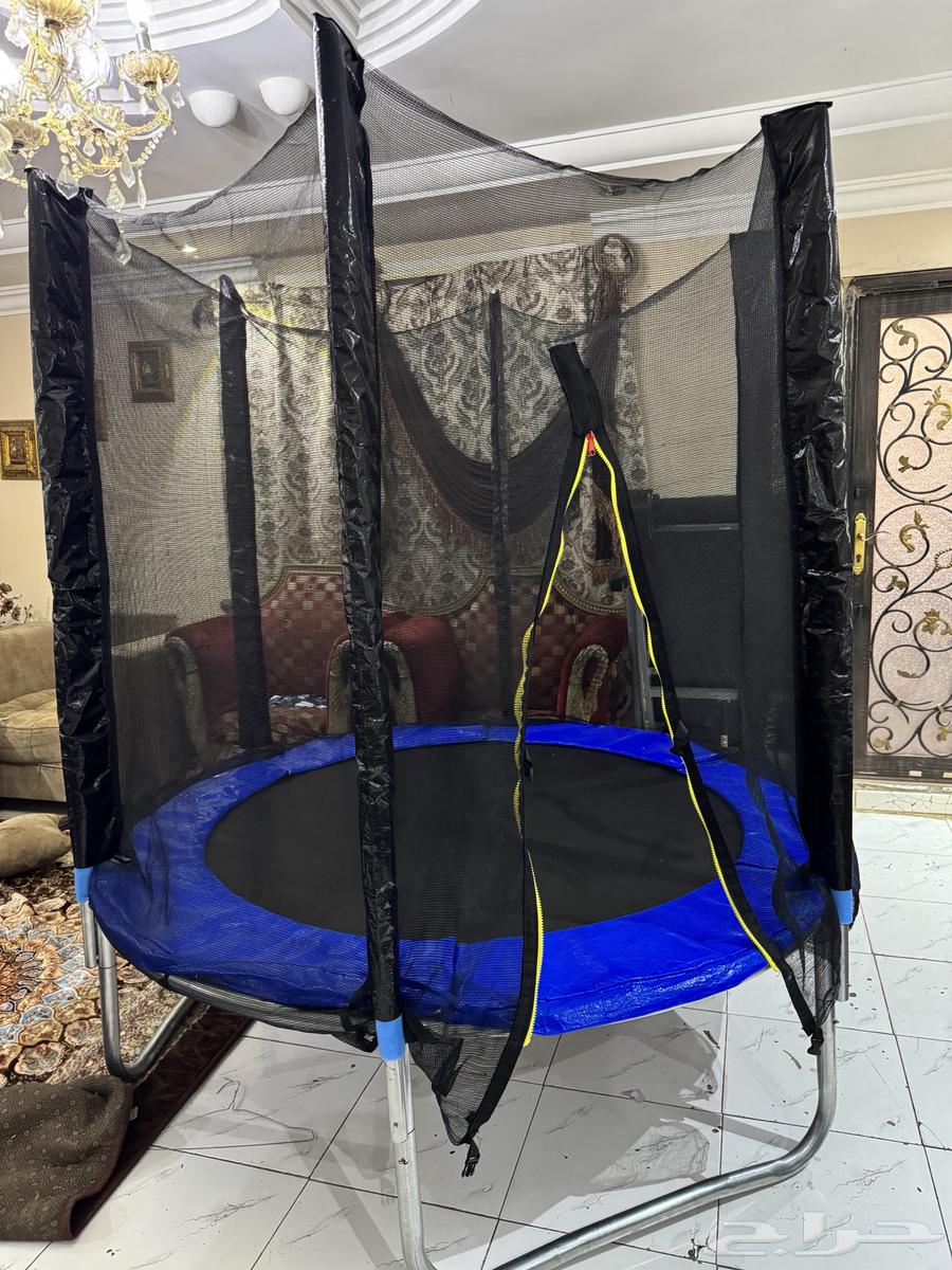 Medium-sized inflatable tent64434619479809114