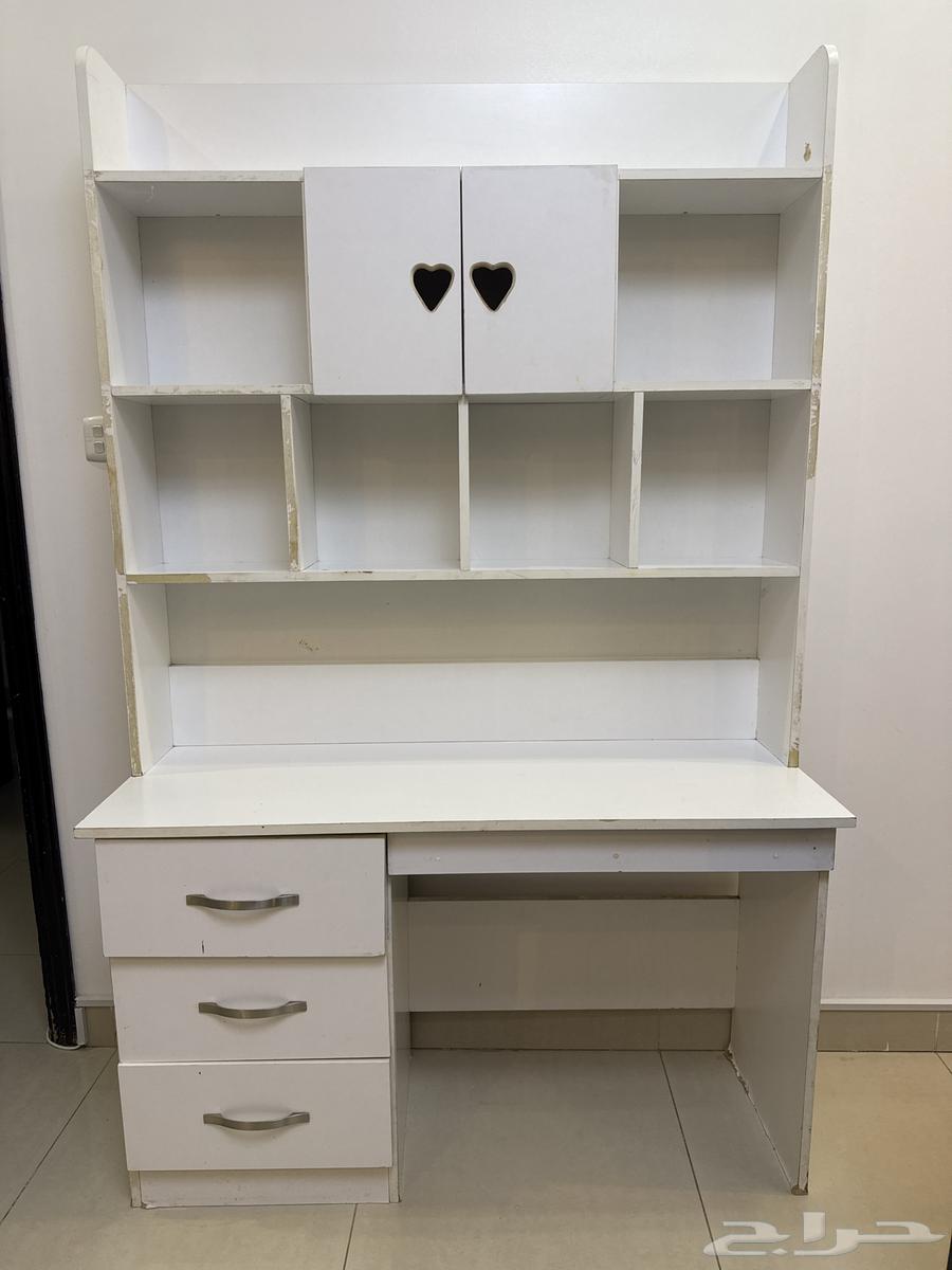 Study desk64438538488705110