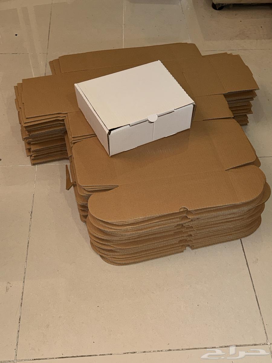 تصفية مستودع   كراتين   شواحن   أوراق زينة64436708824705113