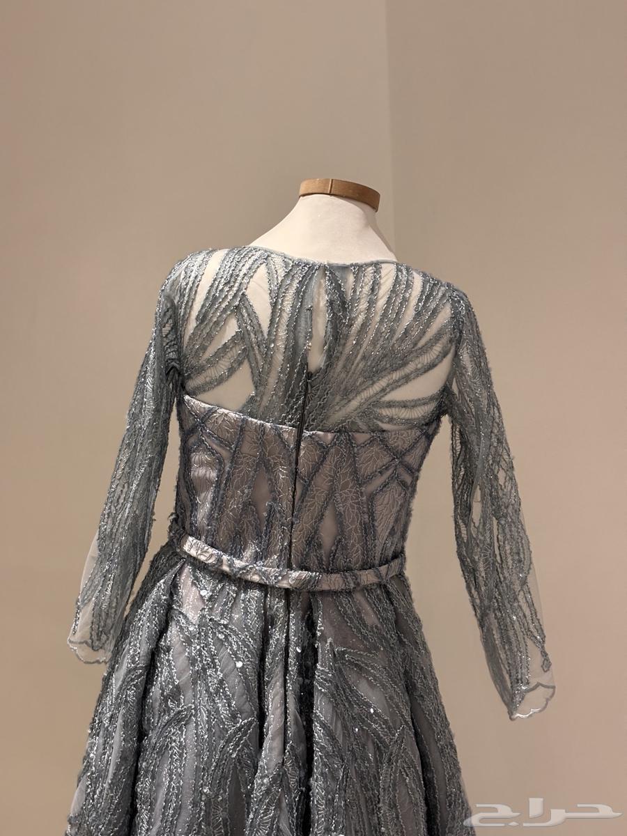 فستان سهره من المصممة  منيرة العصيمي  مقاس M64439904222209111