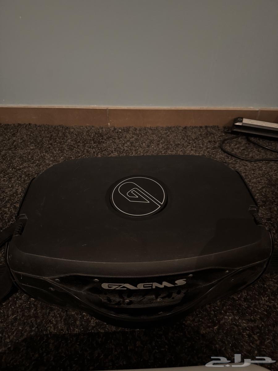 شنطه فيها شاشه حقت سوني واكس بوكس64438243695362113