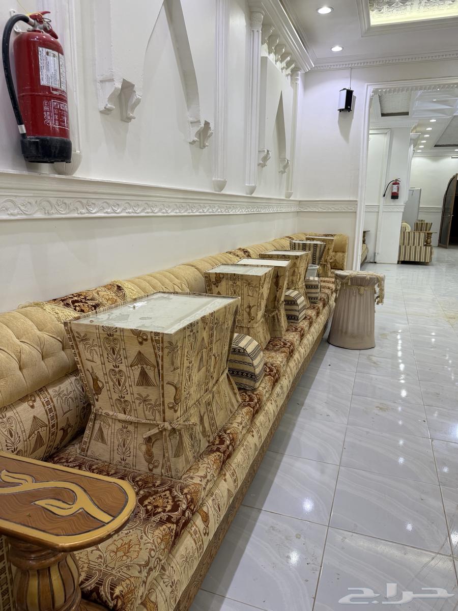 كنب للبيع64439746935298110