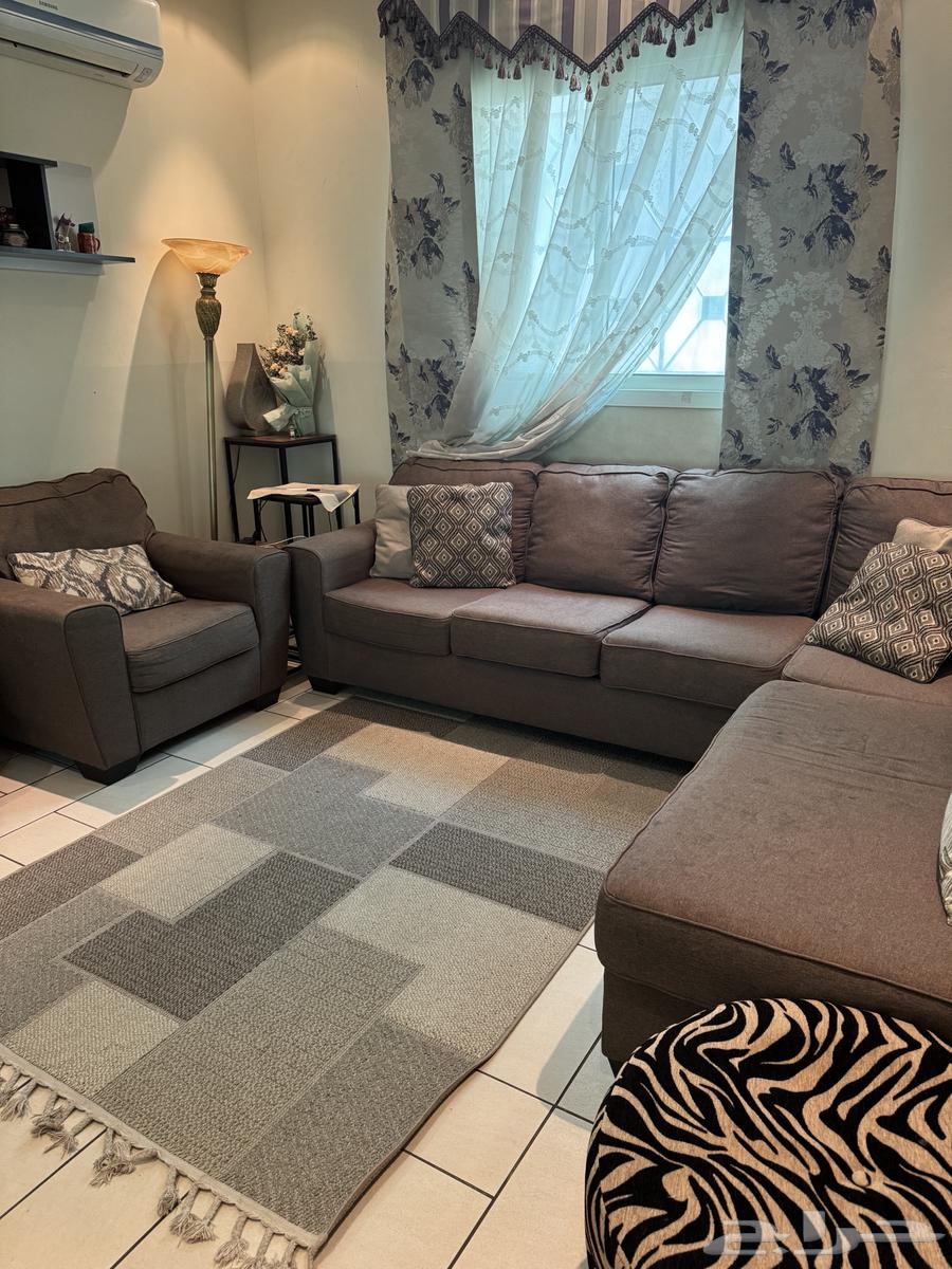 كنب من ستي دبليو.64436426847875110