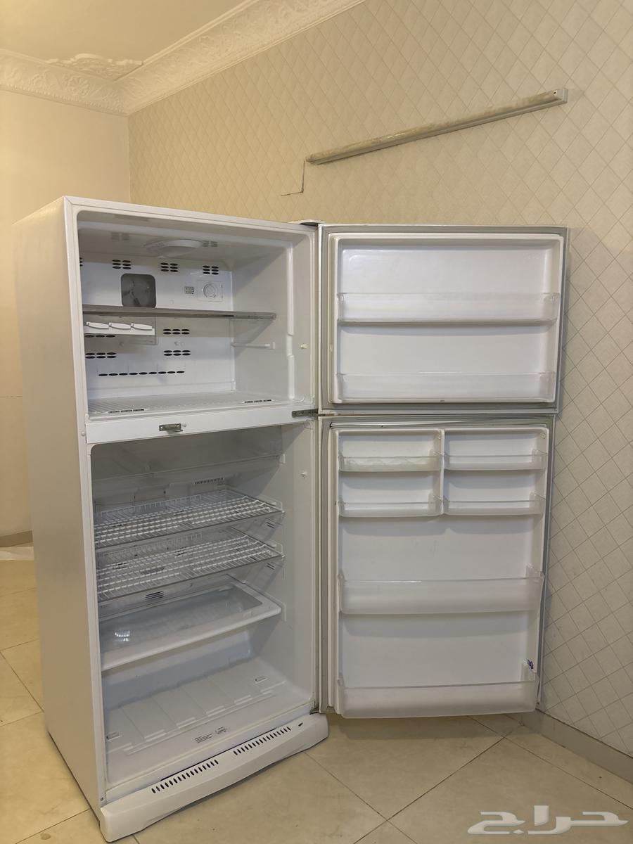 ثلاجه نظيفة للبيع64435517752323111