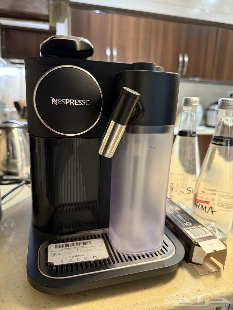 مكينة صنع القهوه نسبريسو64441049447681111