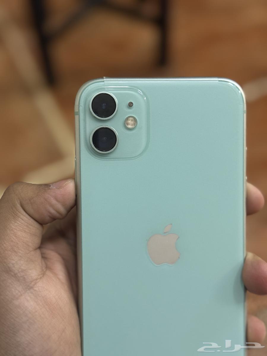 Hello, we are offering a regular iPhone 11 for 55064441705121794113