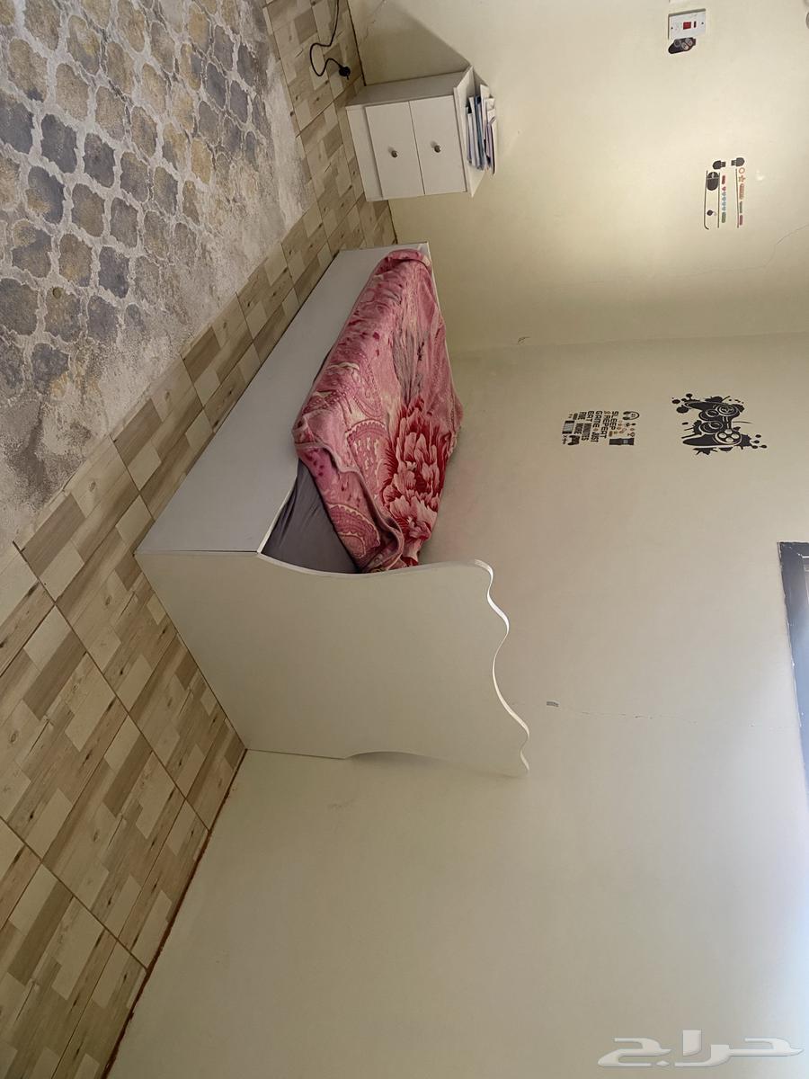 خزانه و سرير مع الكومدينه64435150348675110