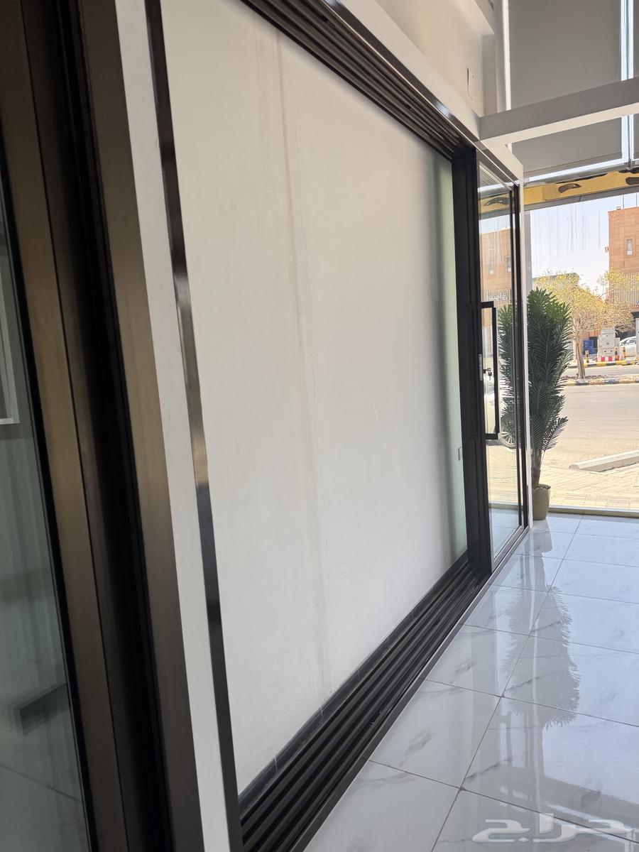 معرض المنيوم وزجاج للتقبيل64213908614787114