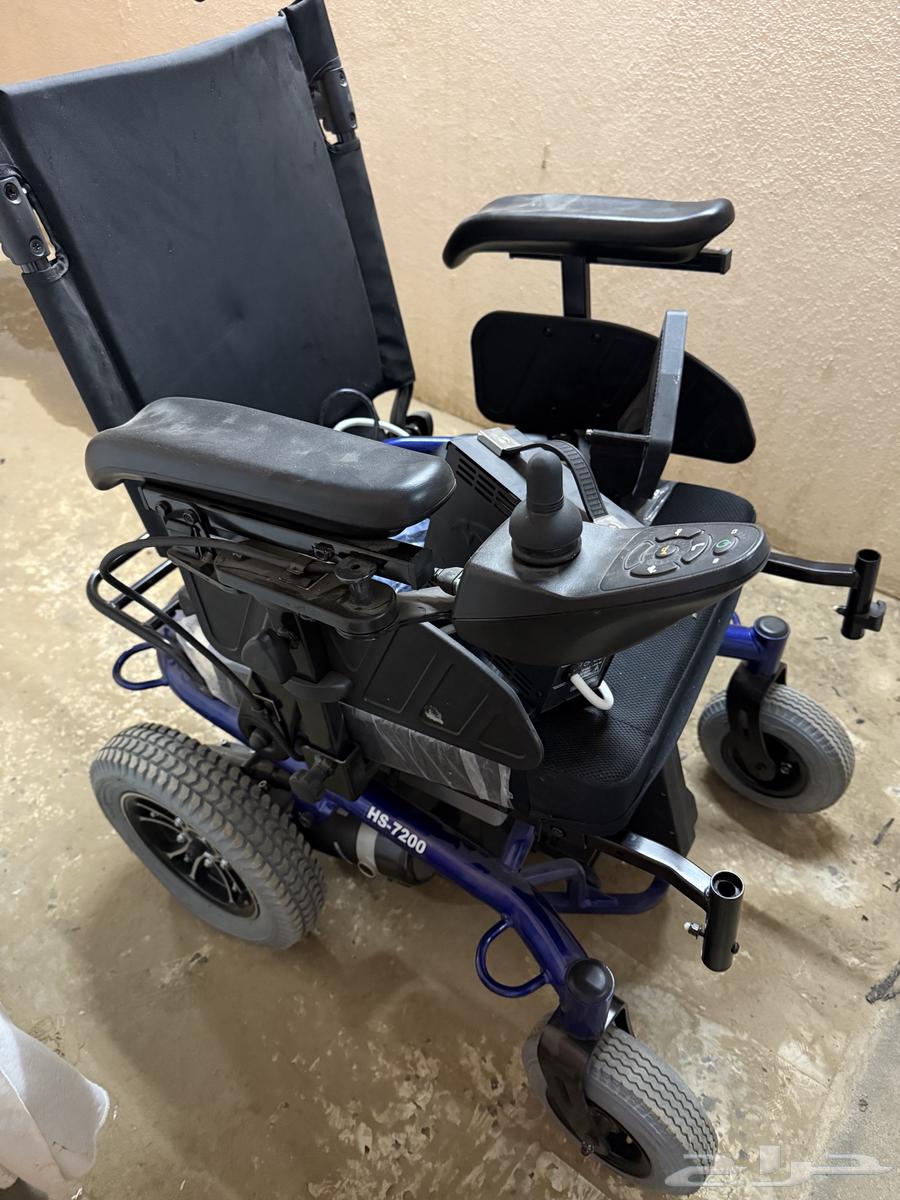 كرسي متحرك كهربائي لكبار السن والمعاقين64439527904003111