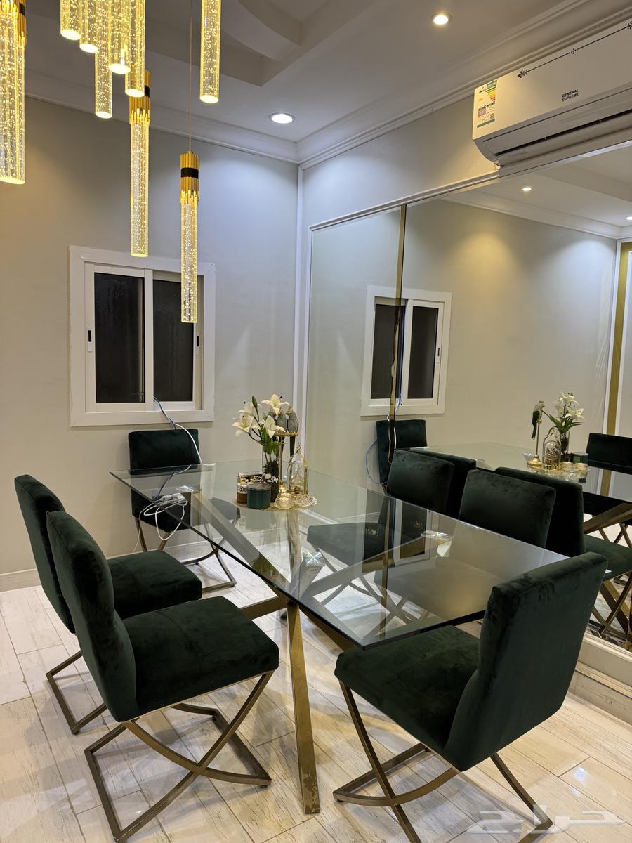 طاولة طعام للبيع64441377560450114