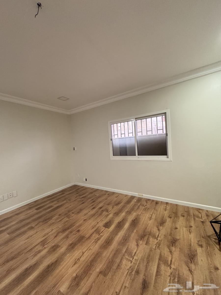 باركيه خشب مستخدم نظيف للبيع64439199220099112