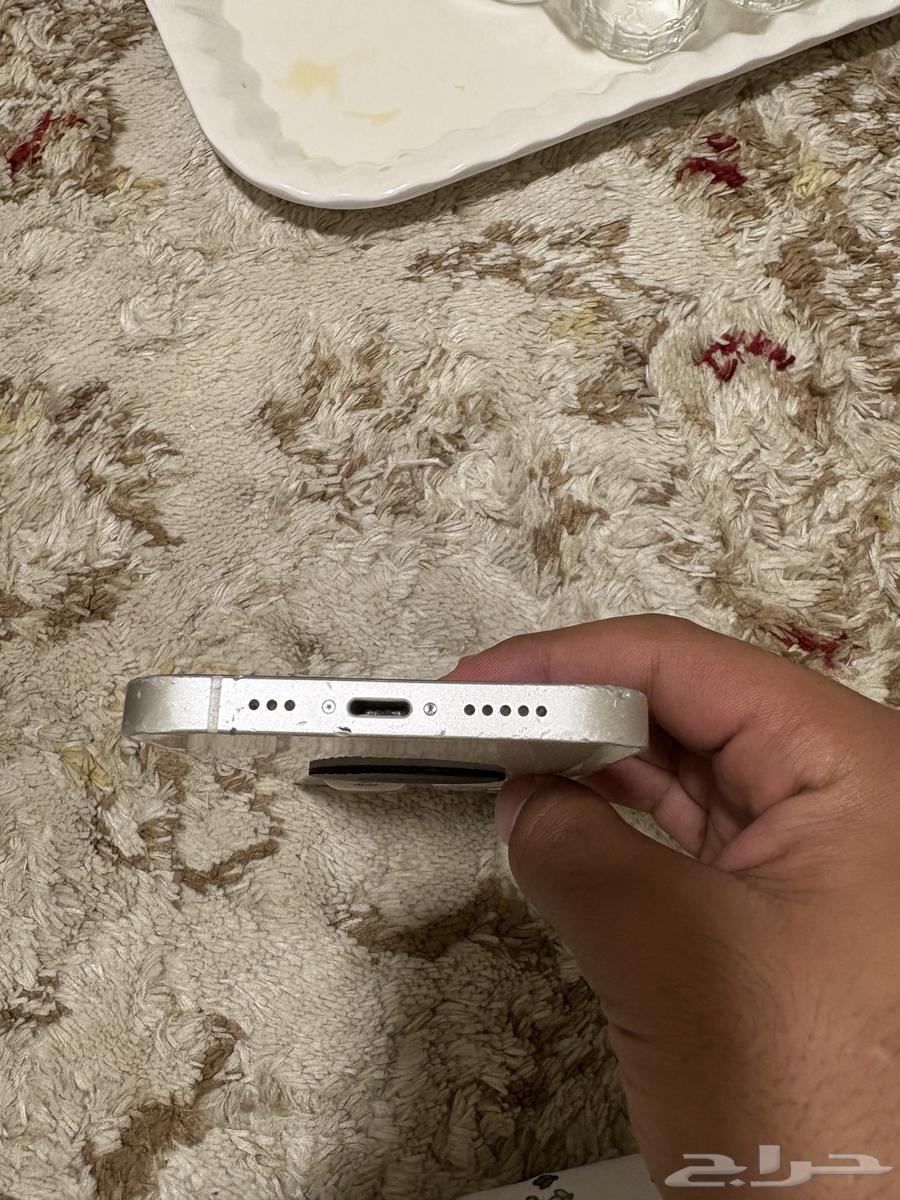 iPhone 12 regular64440819975683112