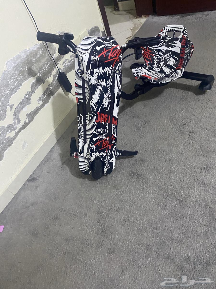 السكوتر لبيع على السوم مع جميع اغراضه64437355625218110