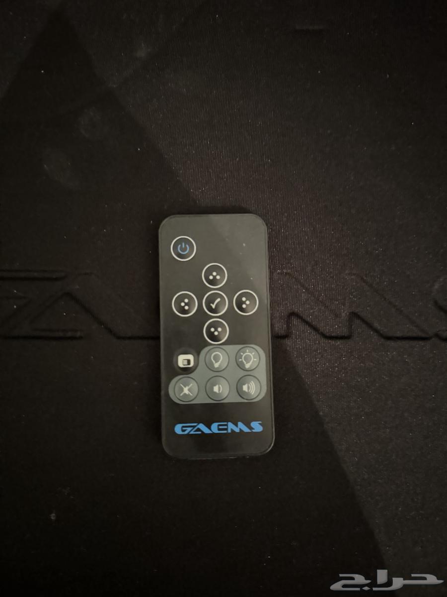 شنطه فيها شاشه حقت سوني واكس بوكس64438243695362111