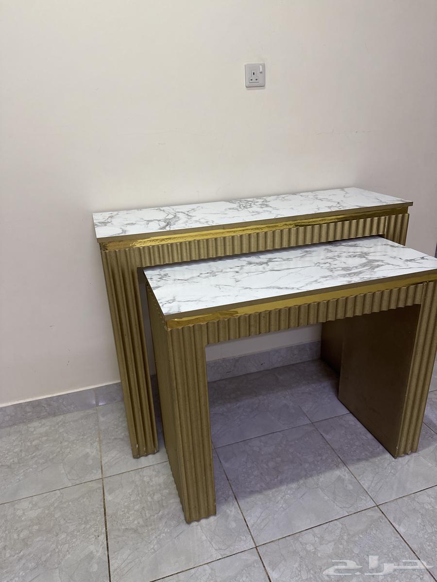 طاوله طقم لون ذهبي مع ابيض64440670114562110