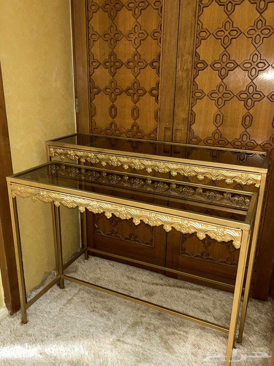 طاولات للبيع64438672434050110