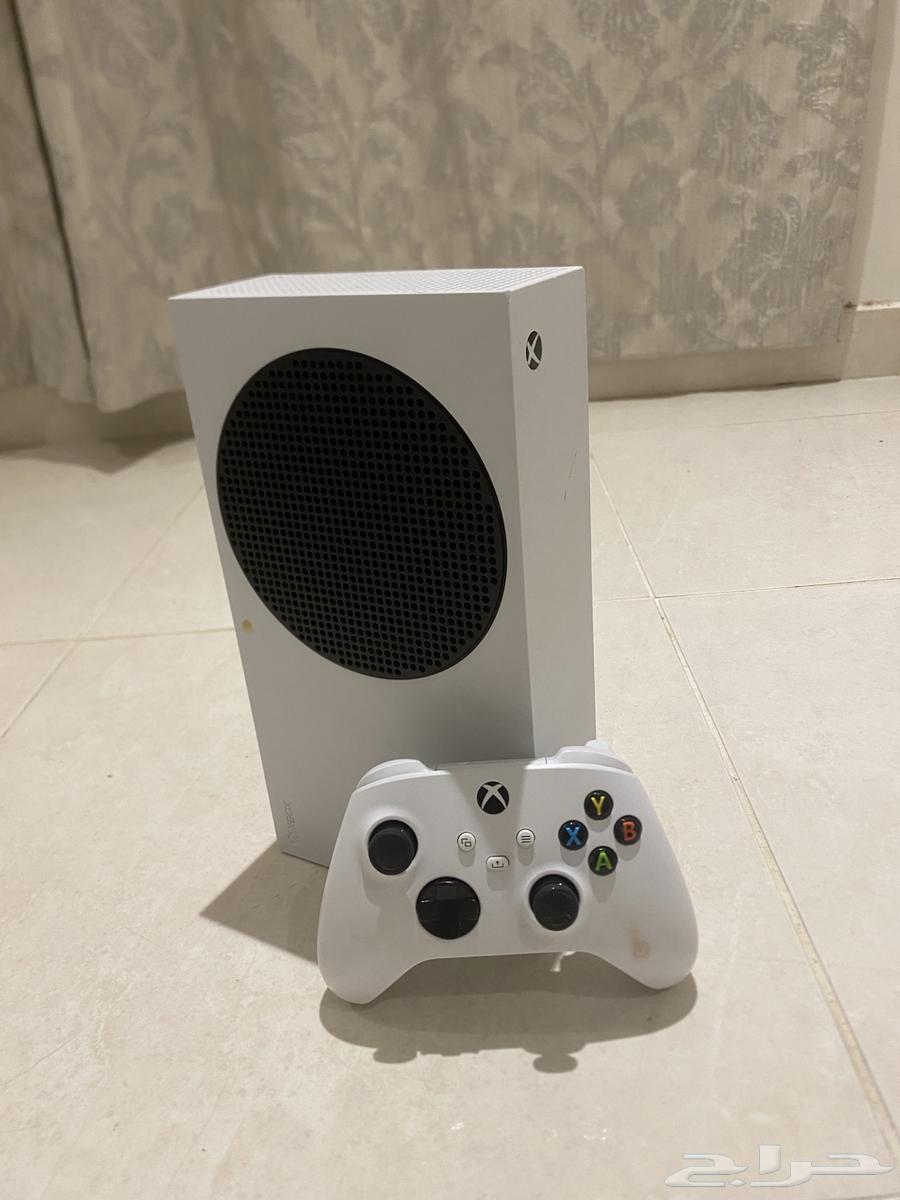 Xbox Series S with all its accessories and an account in Black Ops 664432318864002110