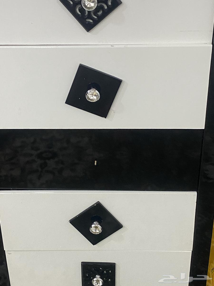 A bed with a new mattress64441732101889113