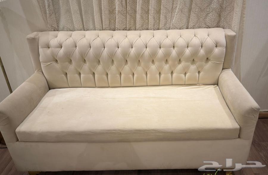 كنب للبيع و طاولة للبيع64436078608129111