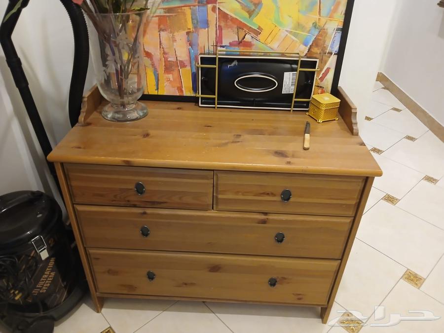 اثاث غرفتين وصالتين ولوحات للبيع بسعر مغري64437840681730114