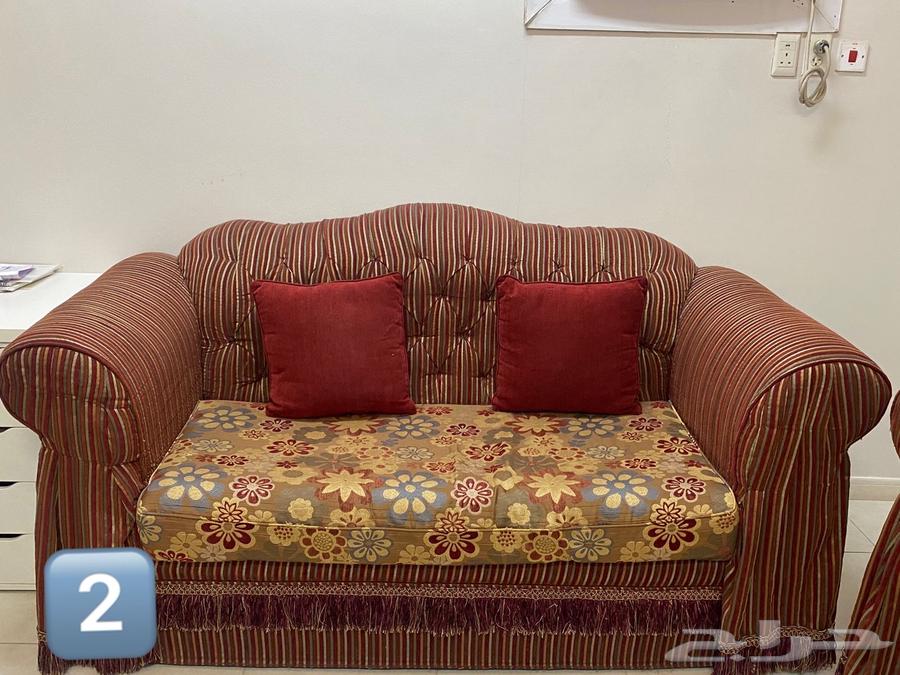 Four-piece sofa set in very good condition64437975324290113