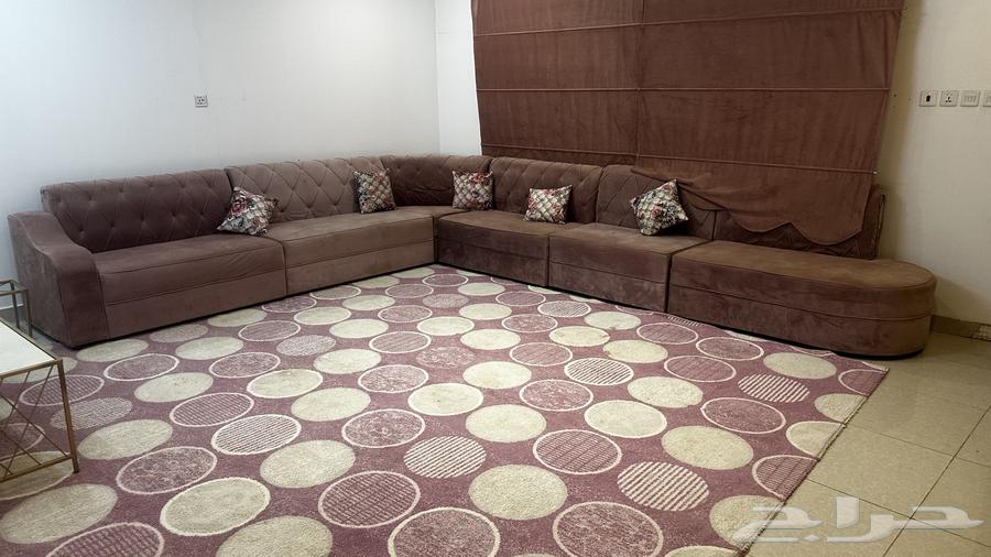 الغرفه كامله للبيع كنب وفرشه وستاره64433899598467112