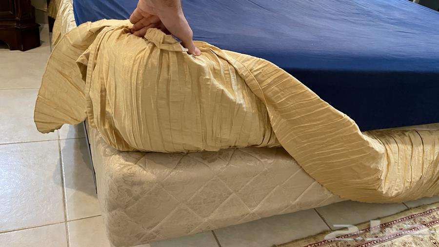 هابيتات غرفة نوم كلاسيكية خشب امريكي فاخرة64440752321794111