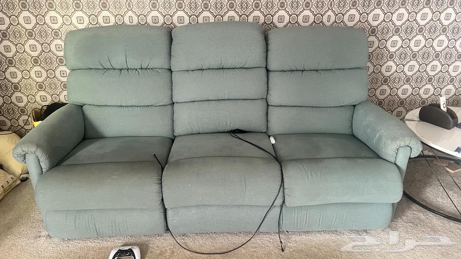 للبيع كنب ليزي بوي64438324487299112