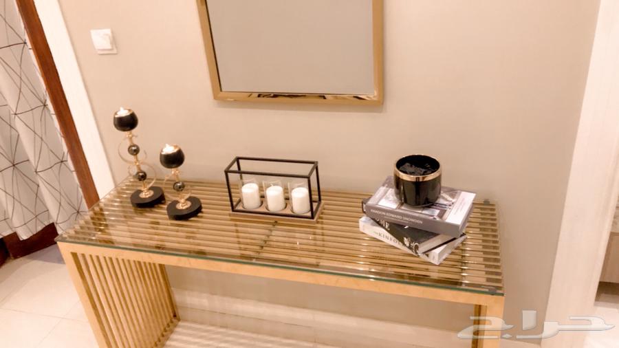 Entrance table64441965926401111