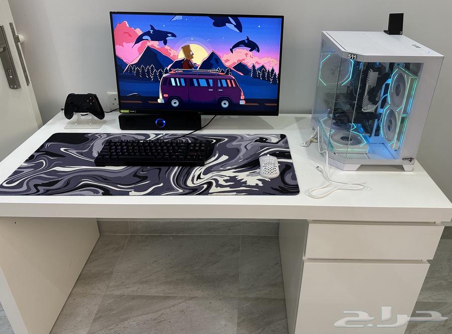 PC with full setup64438203484034111