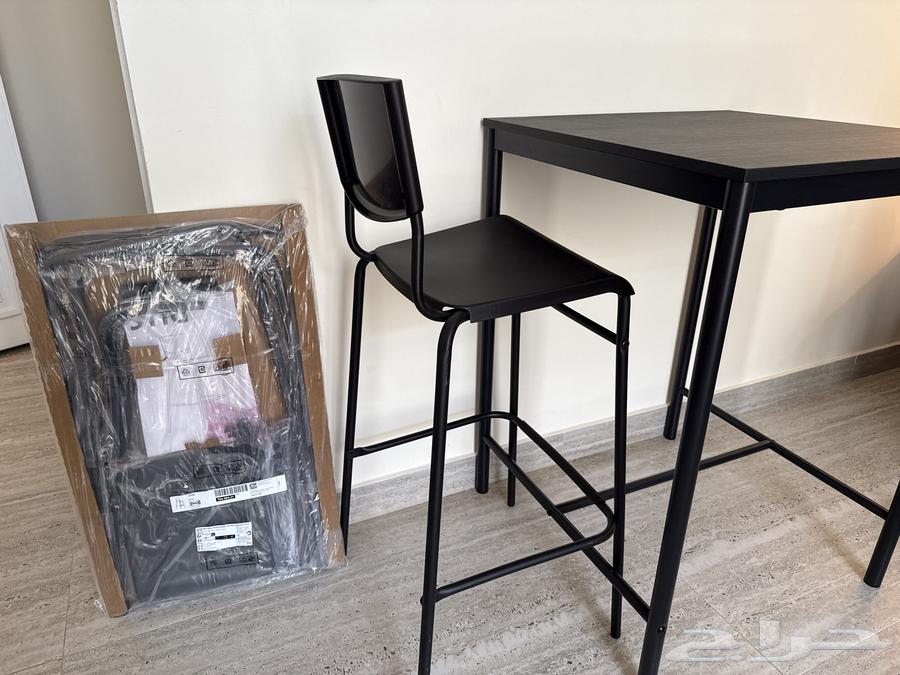 New IKEA dining table with two chairs (bar)64436521017091112