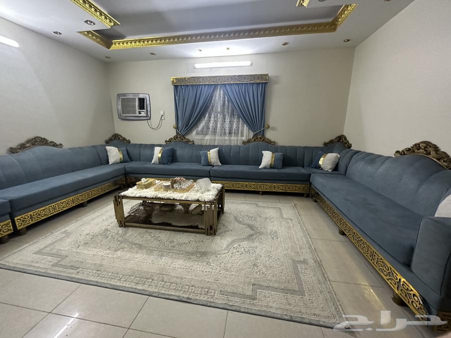 كنب جديد لي البيع لو 7 شهور معي. مع الستاره64440533257729111