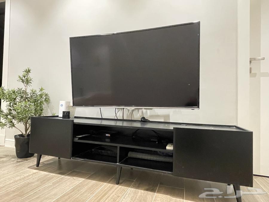 تلفزيون ومكتبة سوداء64441444978689111